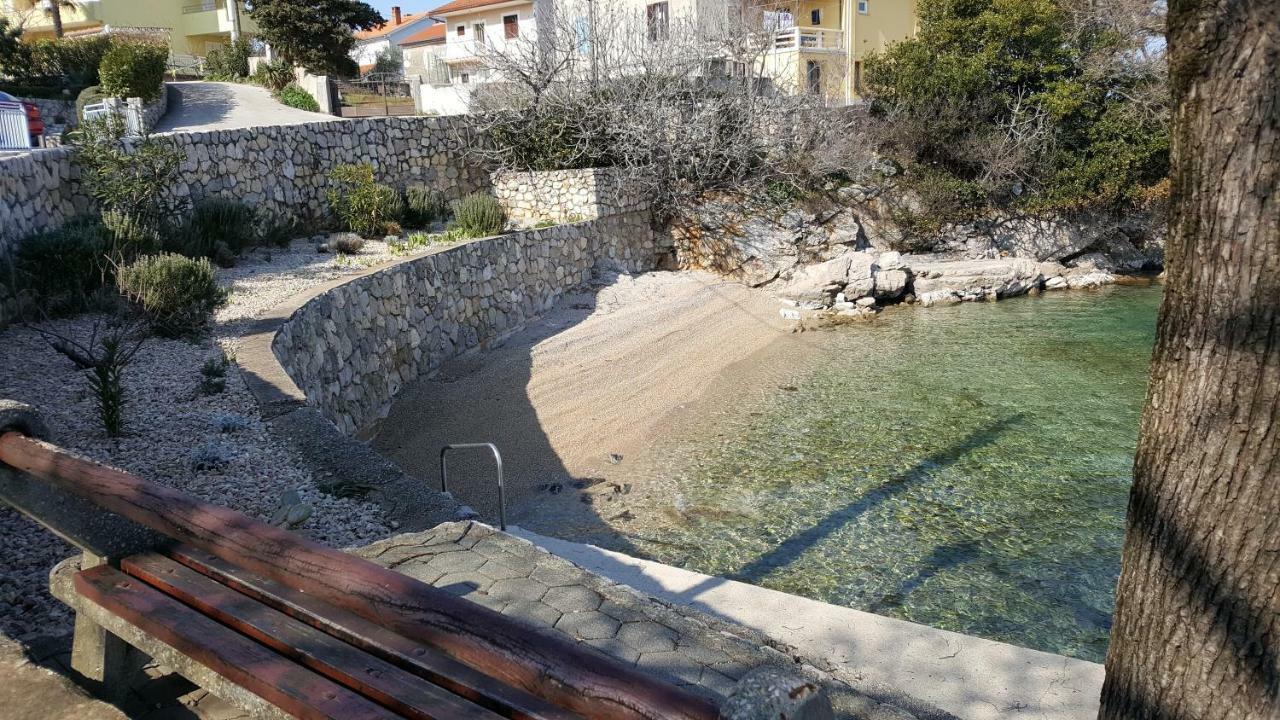 Vila Kraljica Malinska Exteriér fotografie